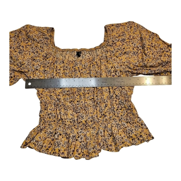 Nobody's Child Floral Peasant Crop Top Size 6 - Picture 6 of 7